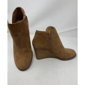 Lucky Brand Suede Ankle Booties LK-Yimme Tan Wedge Heels Zipper Size 8M (38.5)
